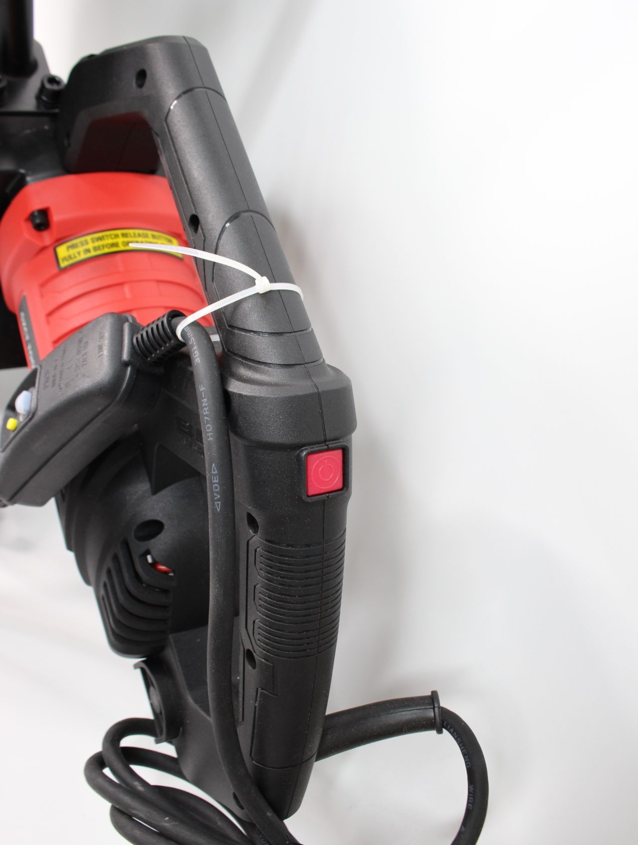 d0b1d0b5d181d189d0b5d182d0bed187d0bdd18bd0b9-d180d0b5d0b7d187d0b8d0ba-d0b1d0b5d182d0bed0bdd0b0-d0b1d0b5d182d0bed0bdd0bed180d0b5d0b7-bdc5-5.jpg Бесщеточный резчик бетона бетонорез BDC525