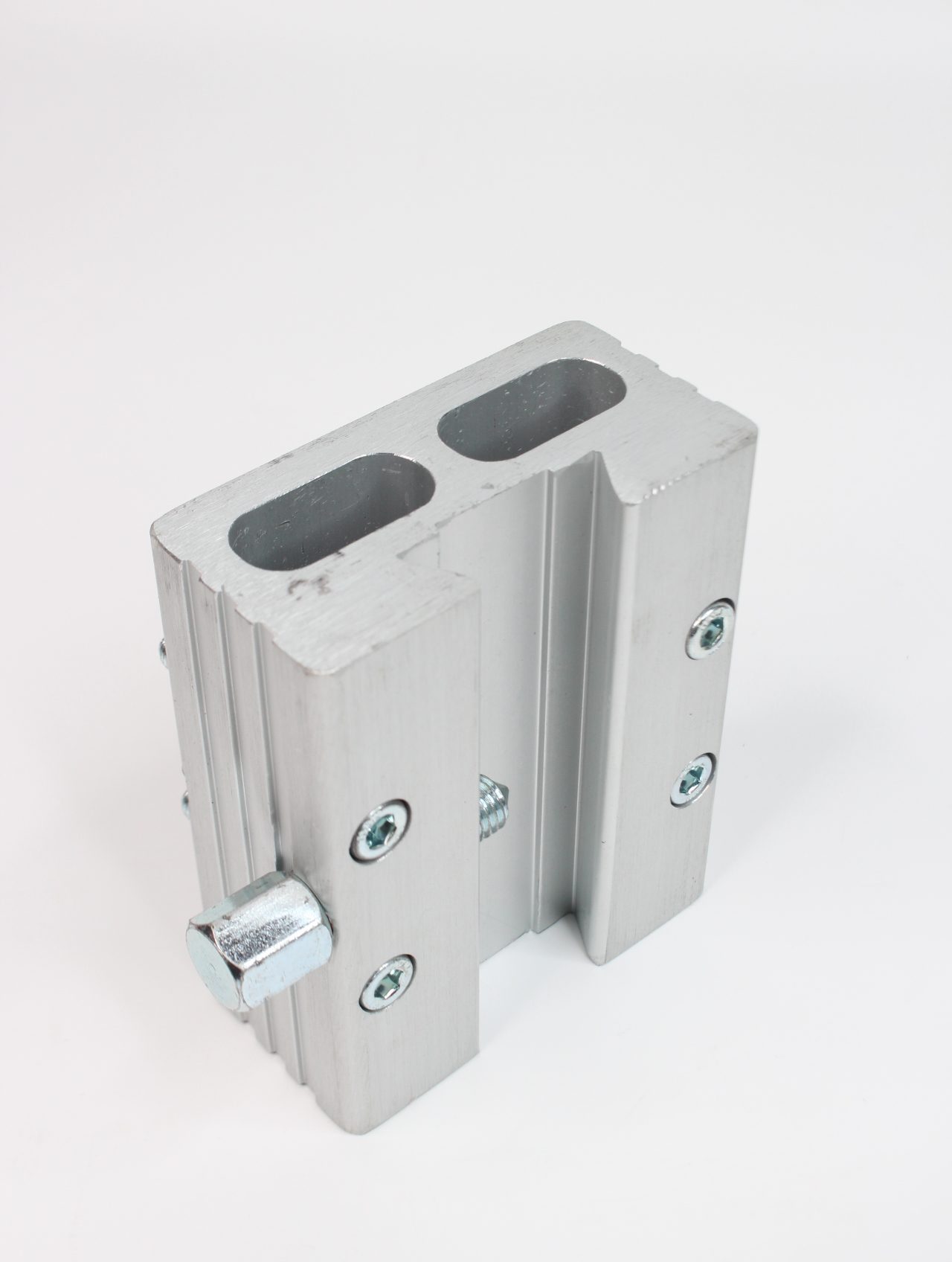 d0bad180d0b5d0bfd0bbd0b5d0bdd0b8d0b5-d0bcd0bed182d0bed180d0b0-d0bfd180d0bed181d182d0b0d0b2d0bad0b0-d0b4d0bbd18f-d181d182d0b0d0bdd0b8-1.jpg Крепление мотора проставка для станины 40мм x 80мм