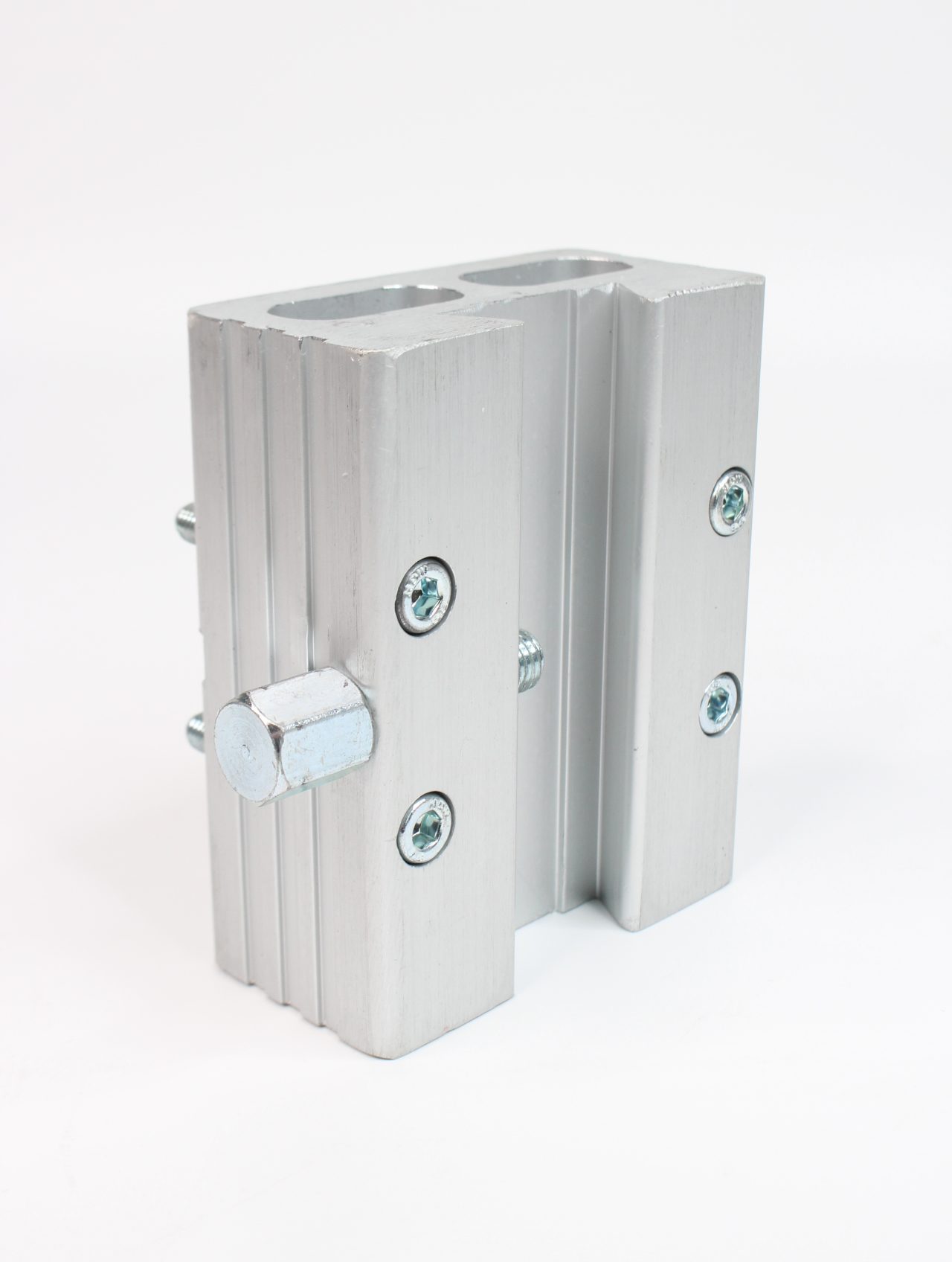 d0bad180d0b5d0bfd0bbd0b5d0bdd0b8d0b5-d0bcd0bed182d0bed180d0b0-d0bfd180d0bed181d182d0b0d0b2d0bad0b0-d0b4d0bbd18f-d181d182d0b0d0bdd0b8.jpg Крепление мотора проставка для станины 40мм x 80мм